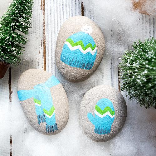 Rocks with mittens painted on them