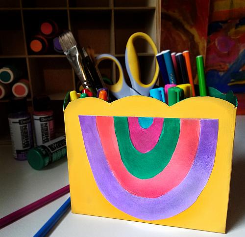 Rainbow desk organizer