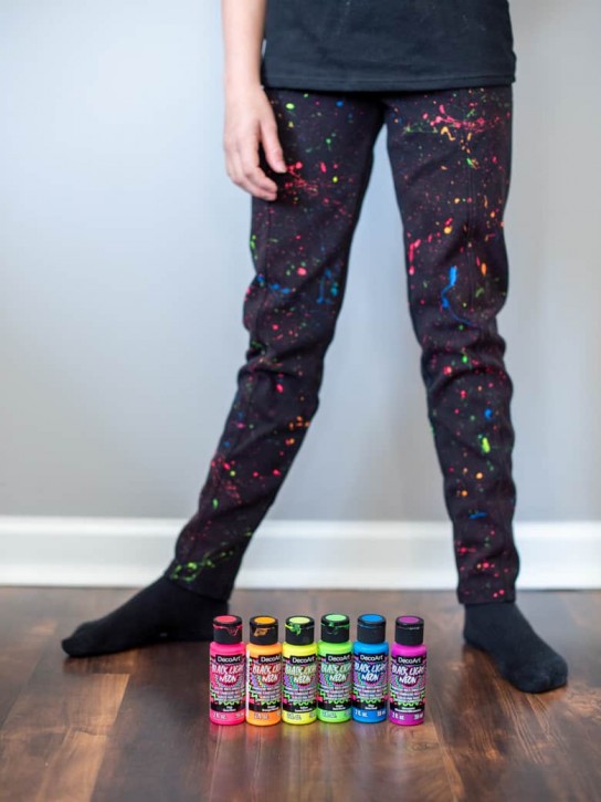 Splatter paint leggings