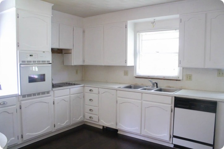 Painting kitchen cabinets