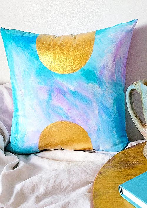 Gold Hand Painted Cushion - Fall Art DIY - Using Fabric Paint 