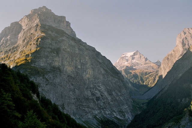 A picture of the highest mountain peak in Glarnerland Switzerland